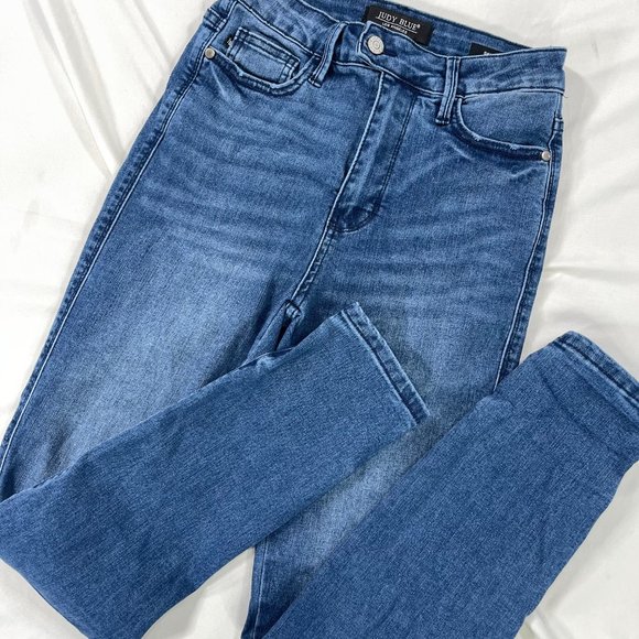 Judy Blue Jeans Women Size 3/26 Skinny Fit Mid Rise Dark Blue Denim Stretch - Picture 1 of 12